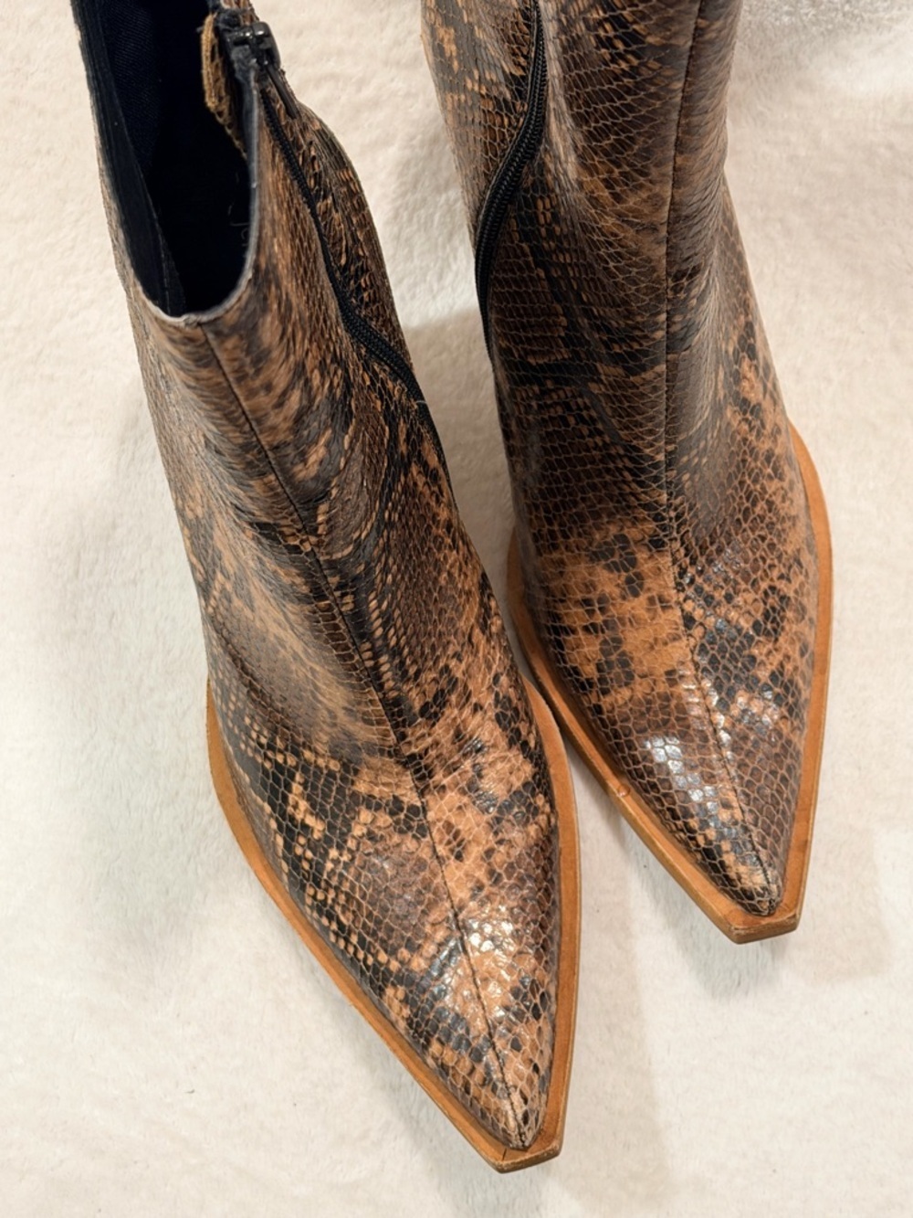 Jeffrey Campbell faux snakeskin western ankle boots lucite heel pointed toe 10 🔥 - Picture 6 of 11